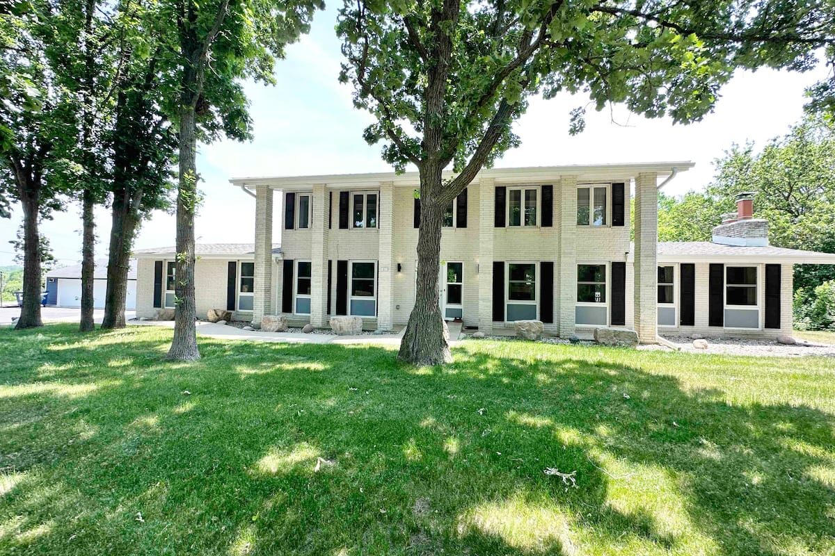 EnglishPrairieBnB — the house in Twin Lakes, WI